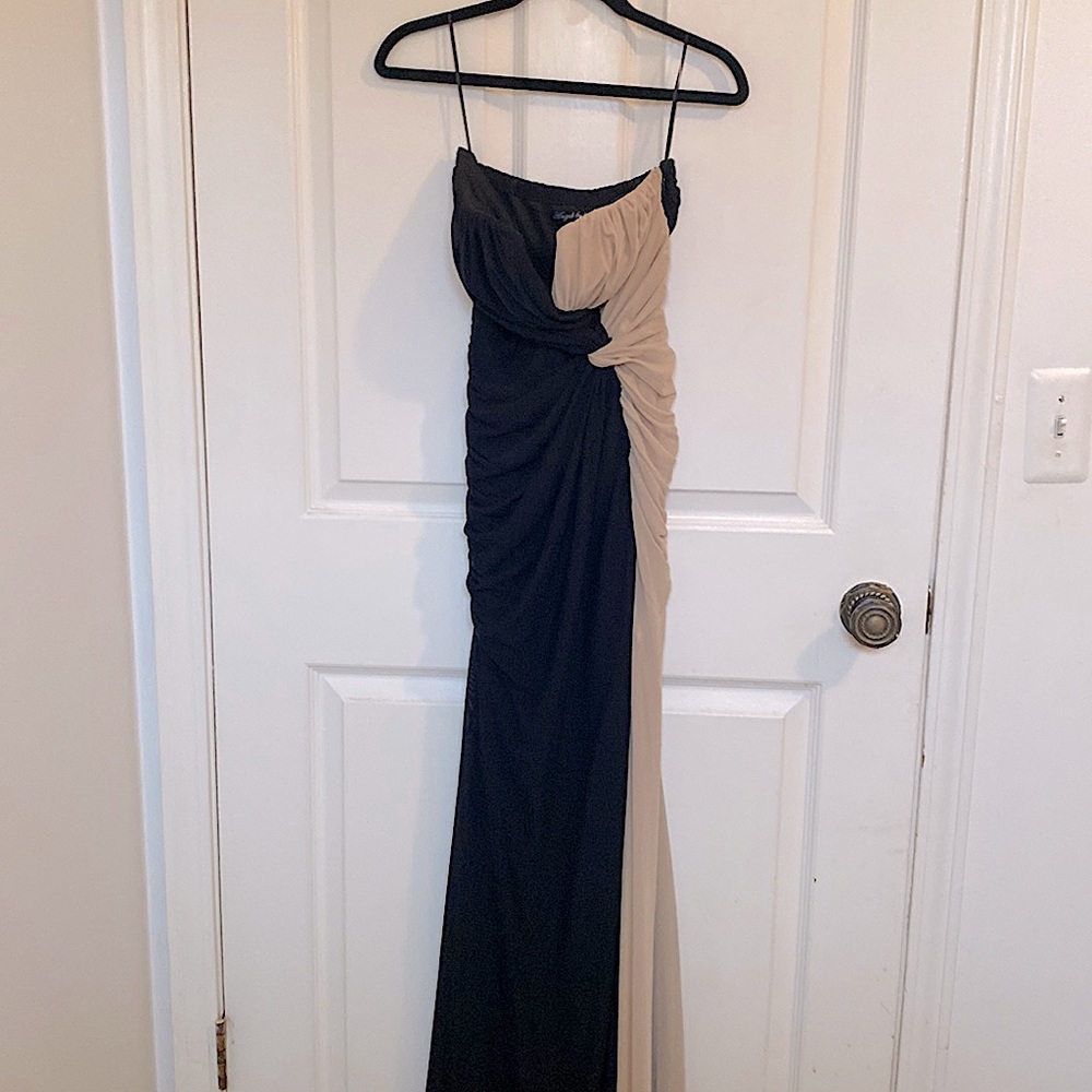 Size 2 Dress - Bought in Europe - Never Worn - Leg Slit on Left Side